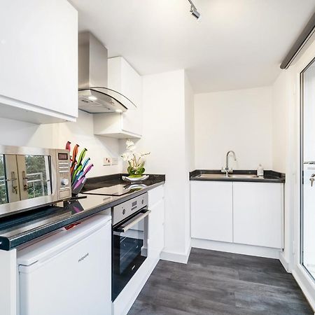 Twickenham Apartments By Charles Teddington Exterior photo